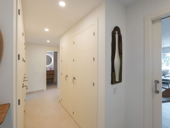 Apartment for sale in Estepona