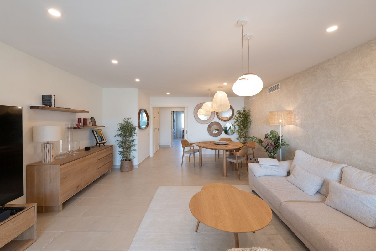Apartment for sale in Estepona