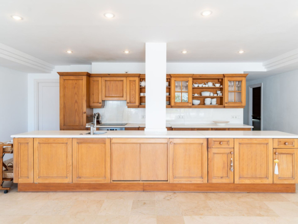 Apartment for sale in Estepona