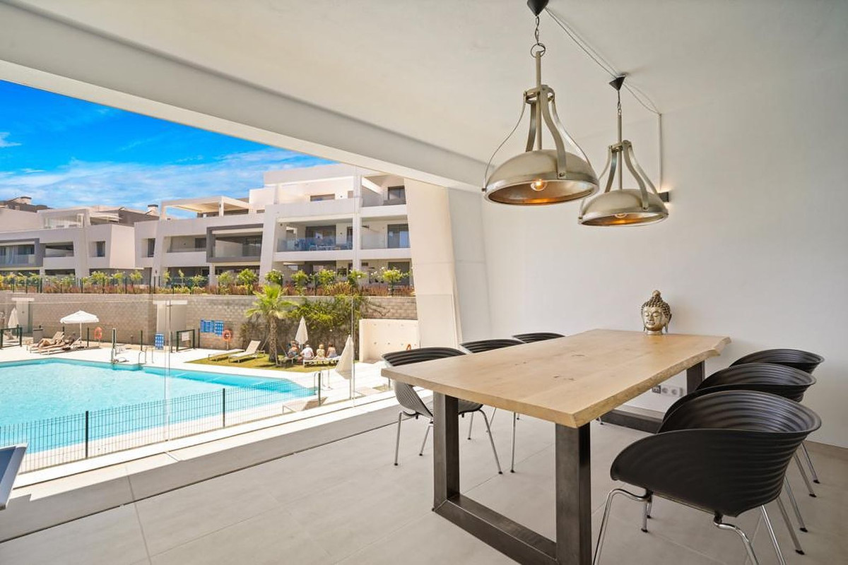 Apartment-in-Estepona-Ref-R5472064 Apartment for sale in Estepona
