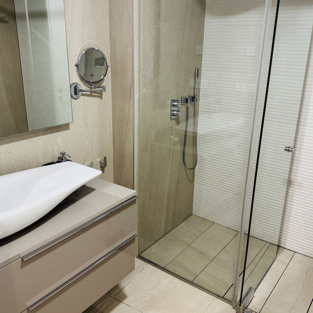 Apartment for sale in Estepona