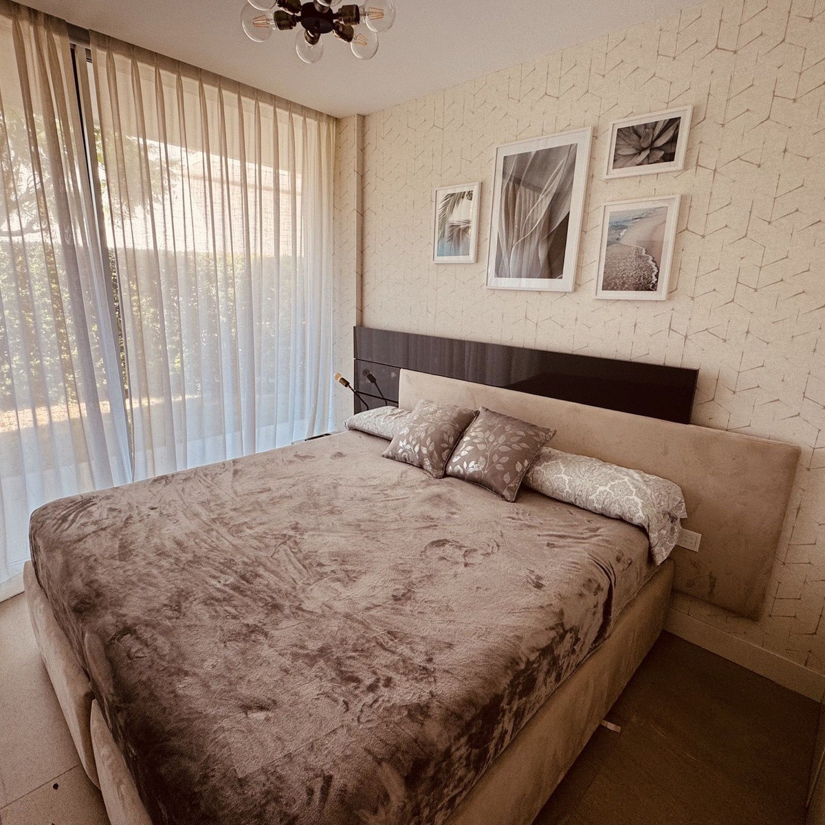 Apartment for sale in Estepona