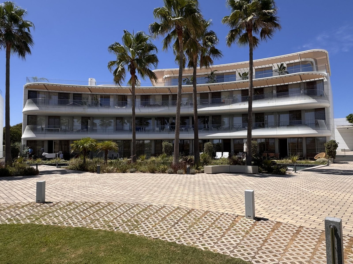 Apartment for sale in Estepona