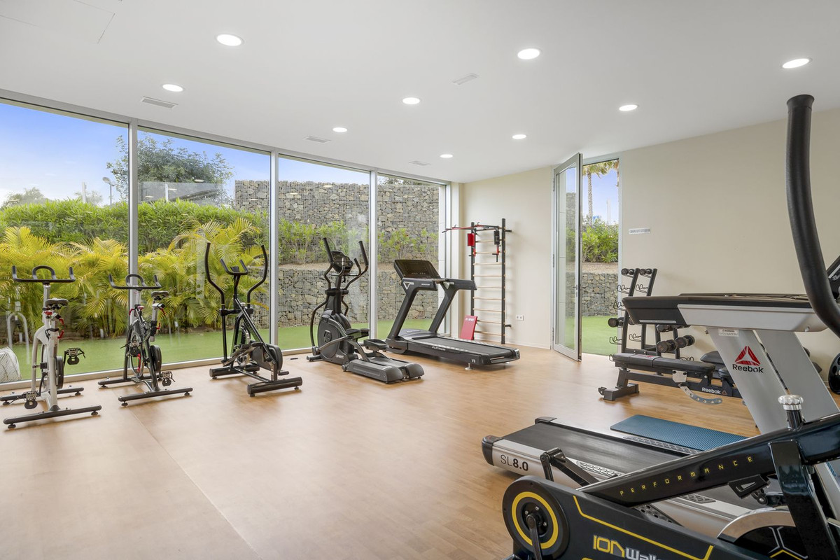 Apartment for sale in Estepona