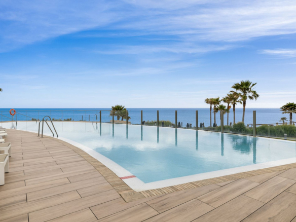 Apartment for sale in Estepona