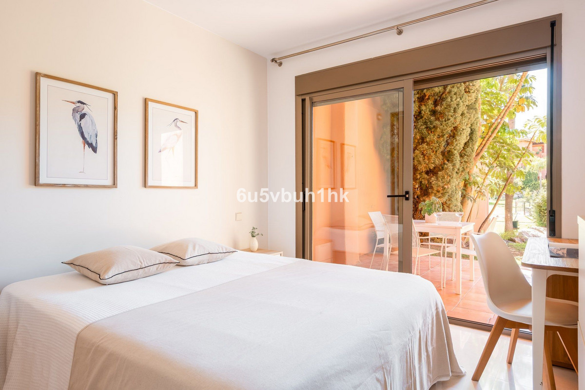 Apartment for sale in Estepona