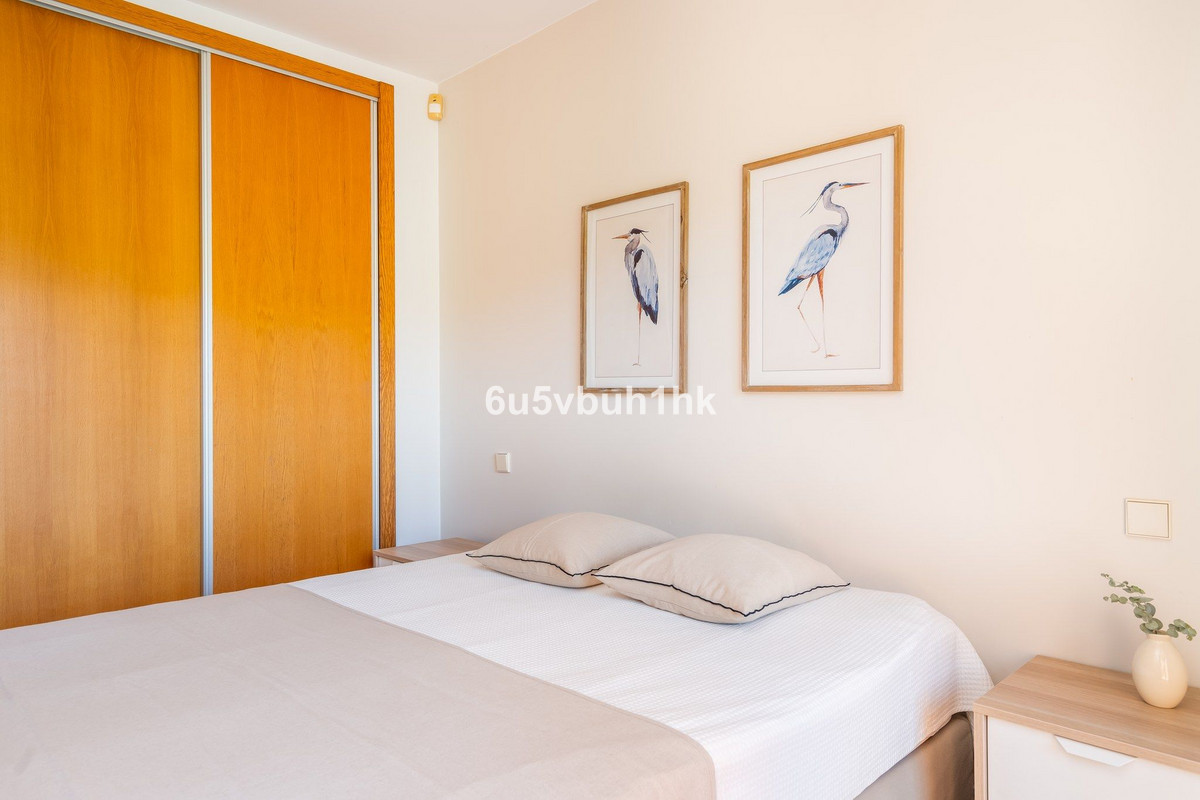 Apartment for sale in Estepona