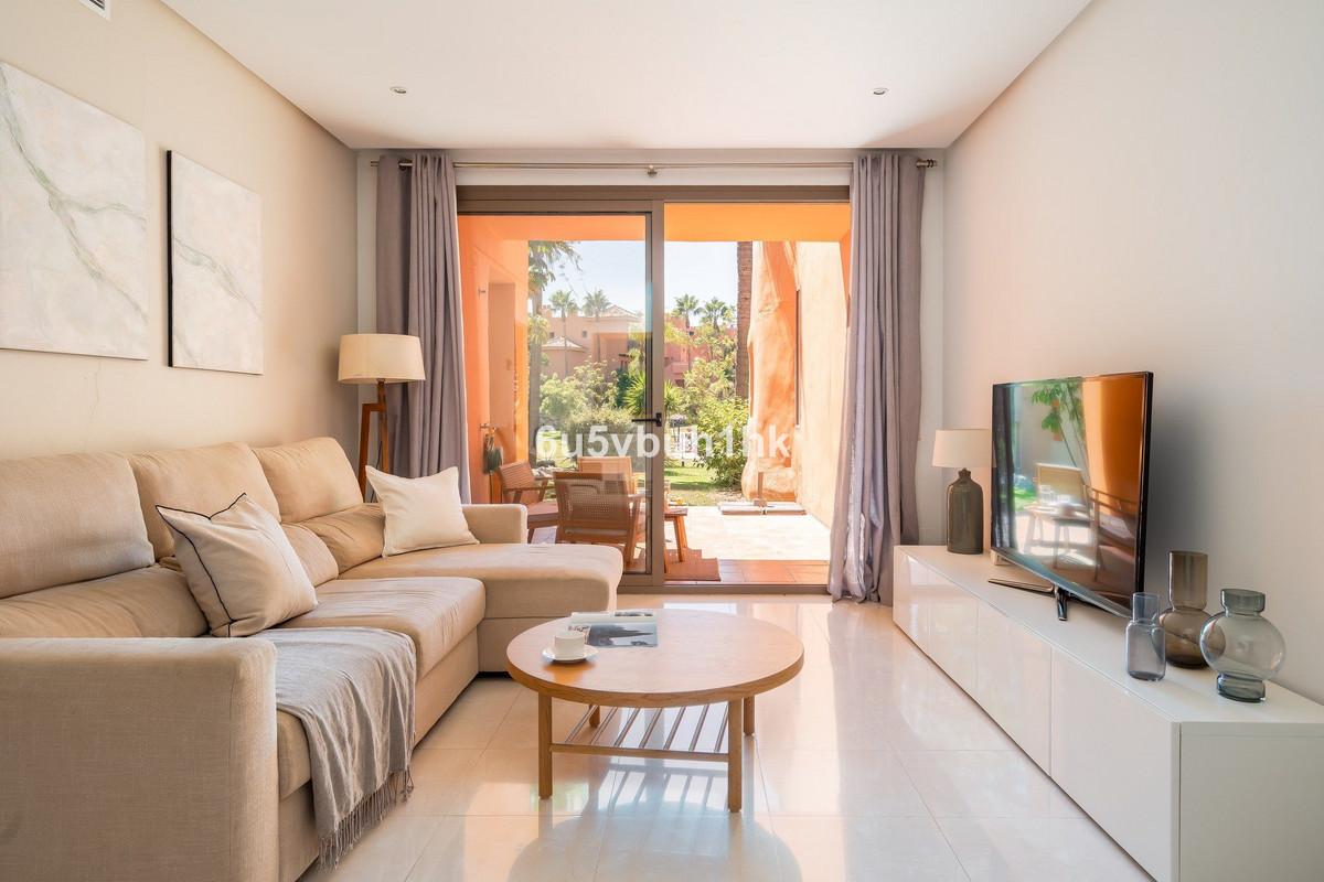 Apartment for sale in Estepona