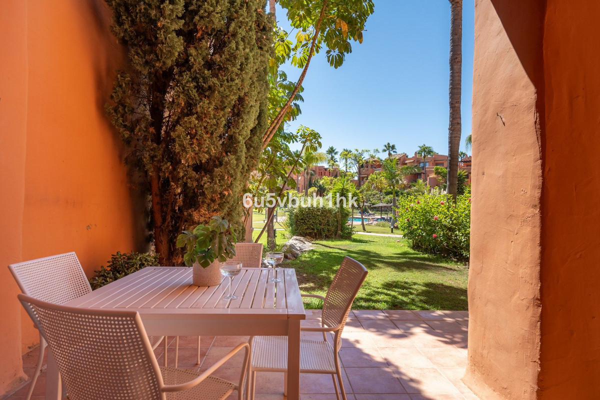 Apartment for sale in Estepona