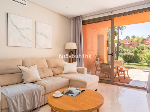 Apartment for sale in Estepona