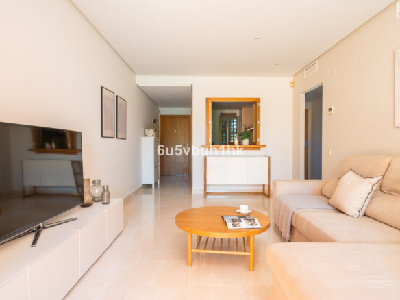 Apartment for sale in Estepona