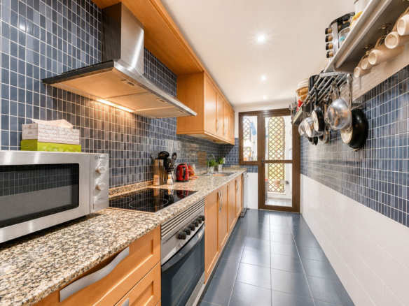 Apartment for sale in Estepona