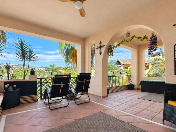 Apartment for sale in Estepona