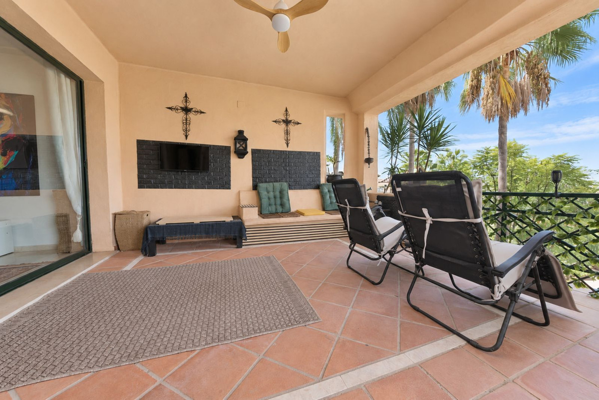 Apartment for sale in Estepona