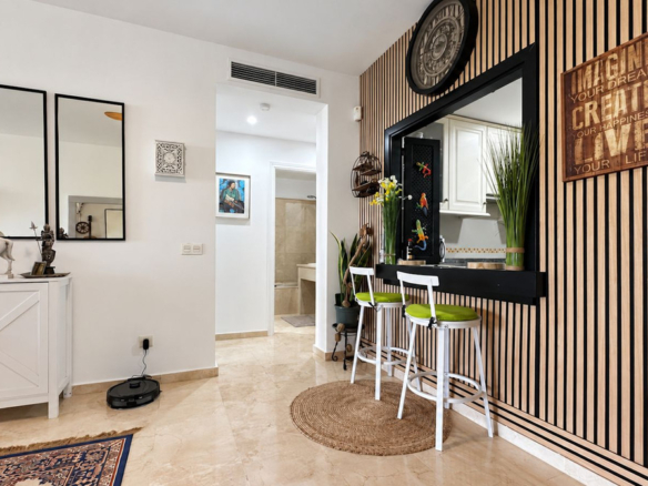 Apartment for sale in Estepona