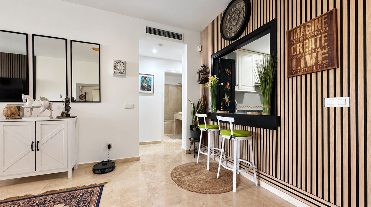 Apartment for sale in Estepona