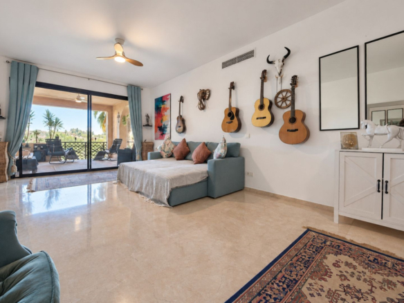 Apartment for sale in Estepona