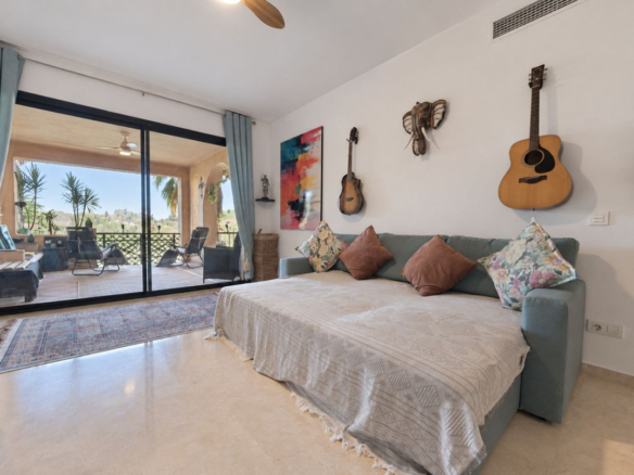 Apartment for sale in Estepona