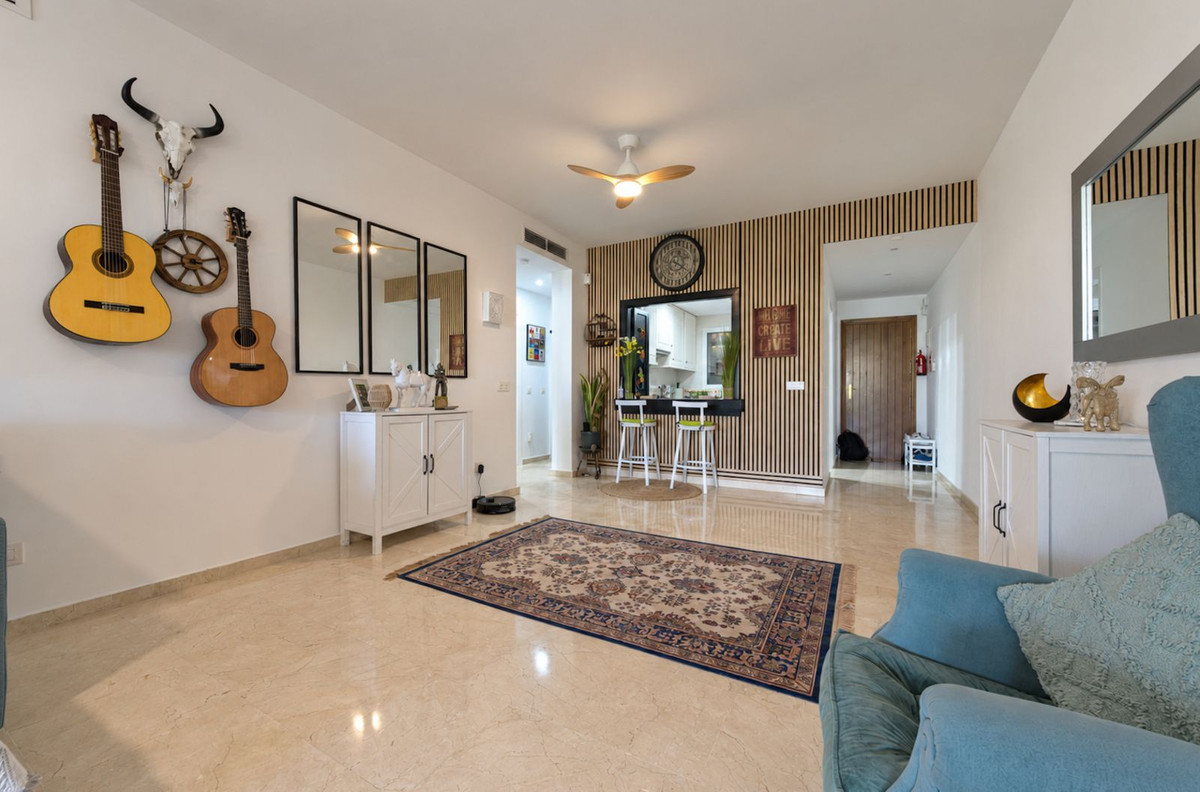 Apartment for sale in Estepona