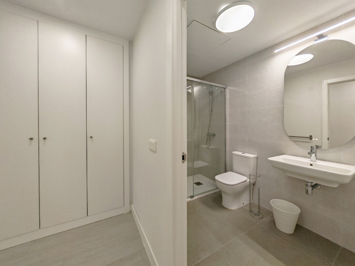 Apartment for sale in Estepona
