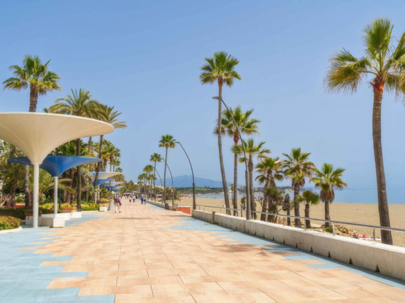 Apartment for sale in Estepona