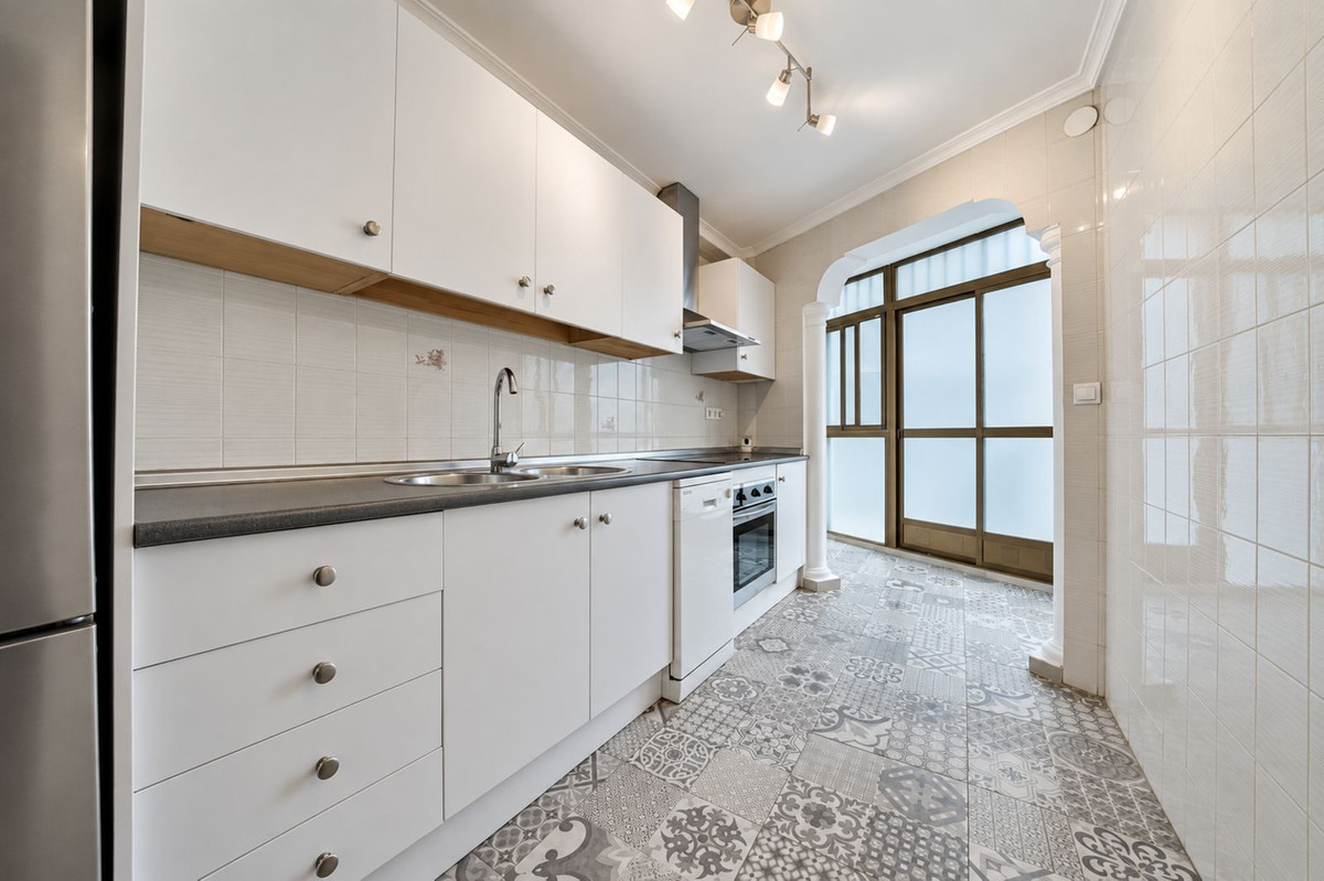 Apartment for sale in Estepona