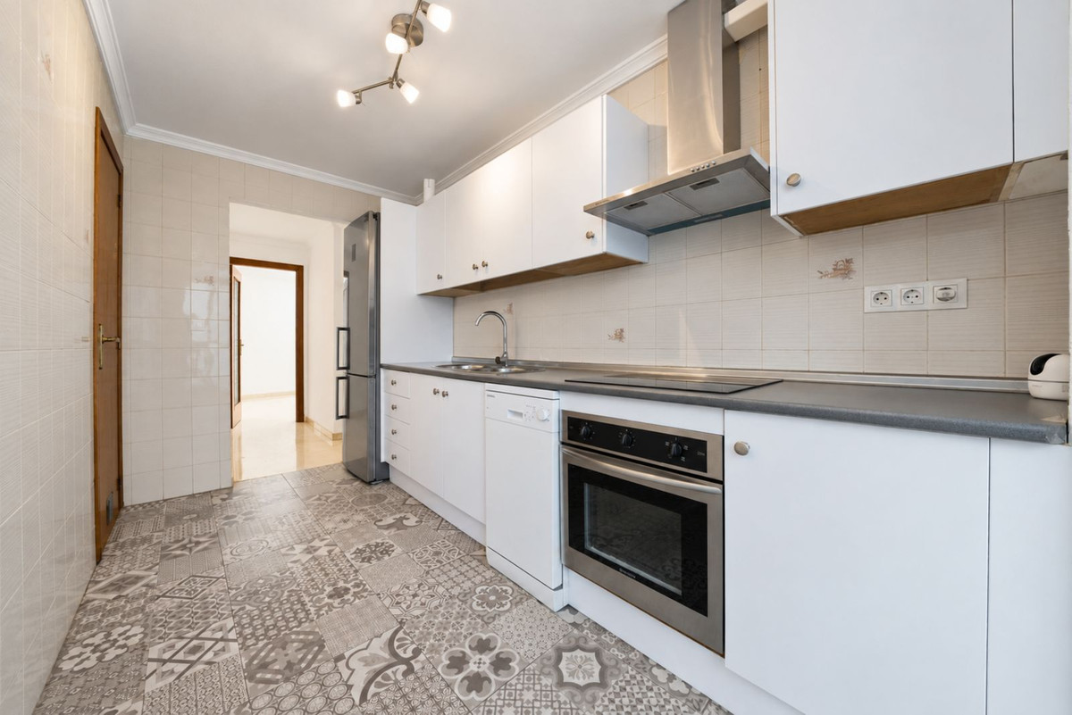 Apartment for sale in Estepona