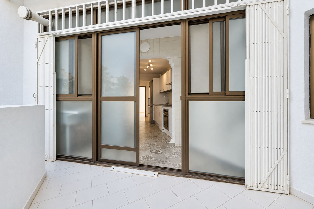 Apartment for sale in Estepona