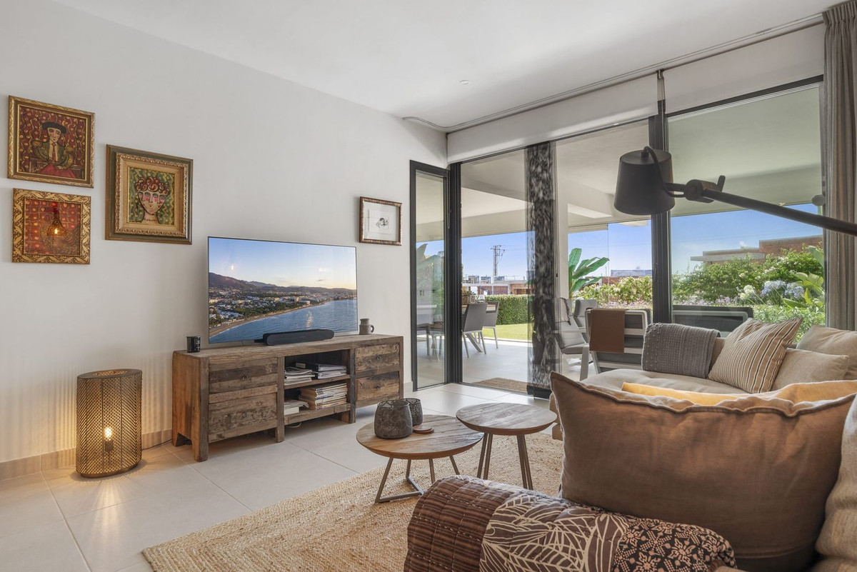 Apartment for sale in Estepona