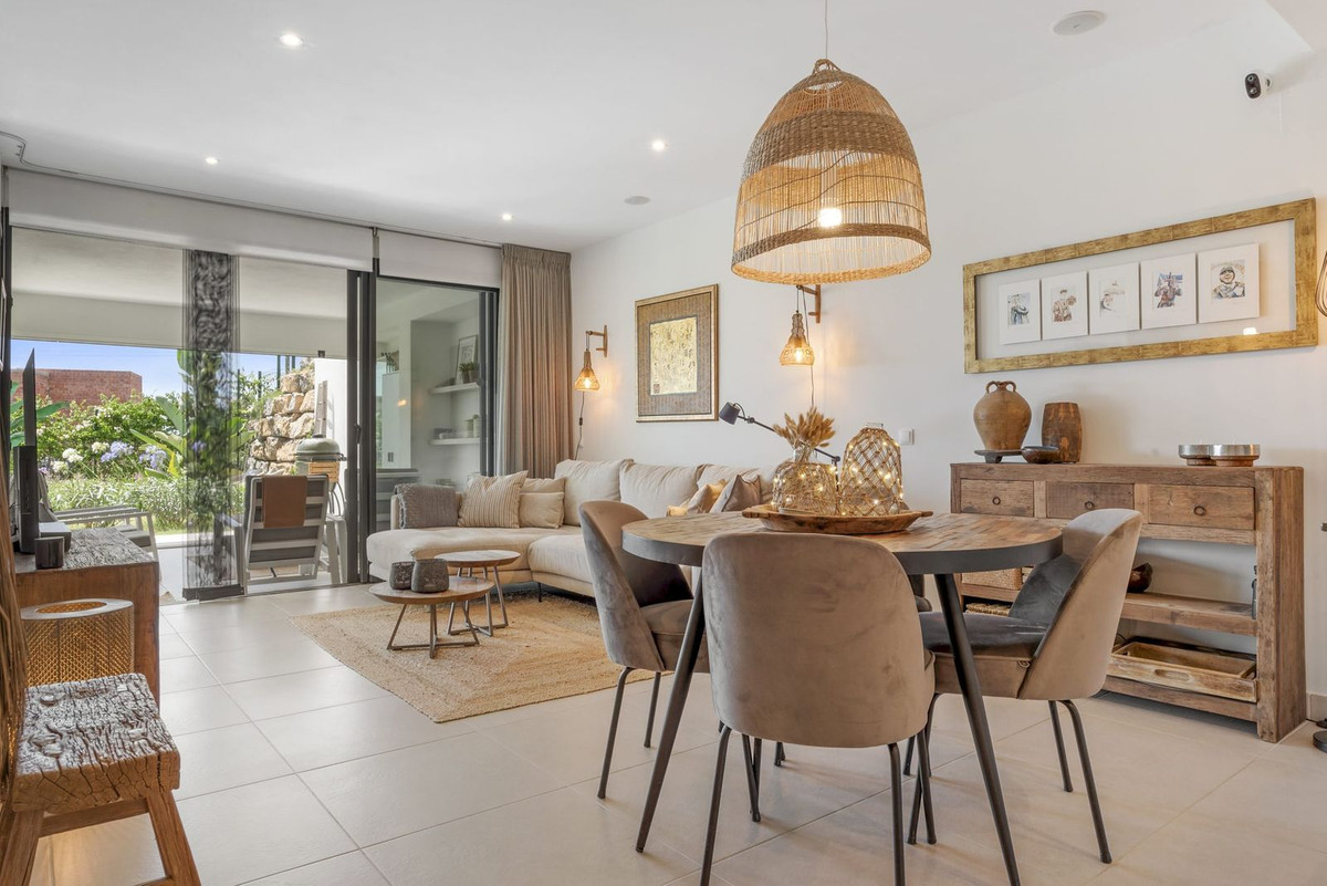Apartment for sale in Estepona