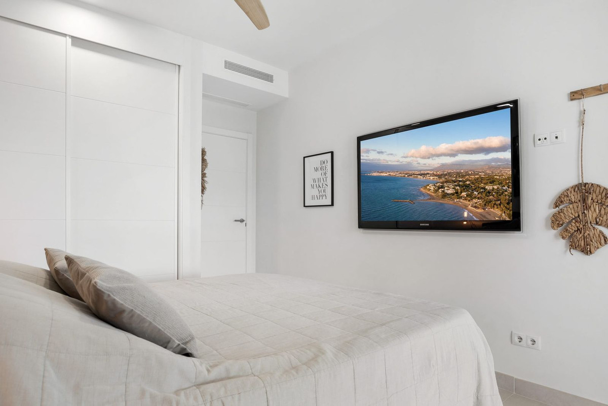 Apartment for sale in Estepona
