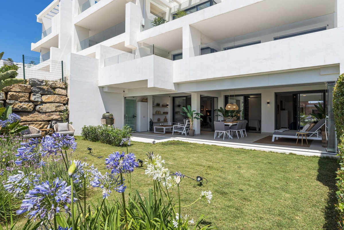 Apartment for sale in Estepona