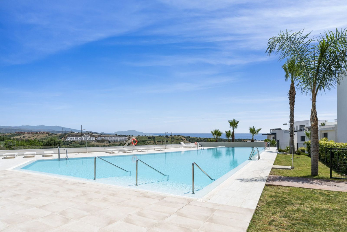 Apartment for sale in Estepona
