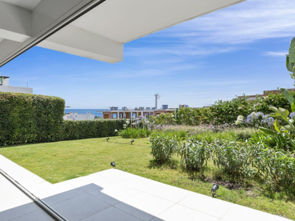 Apartment for sale in Estepona