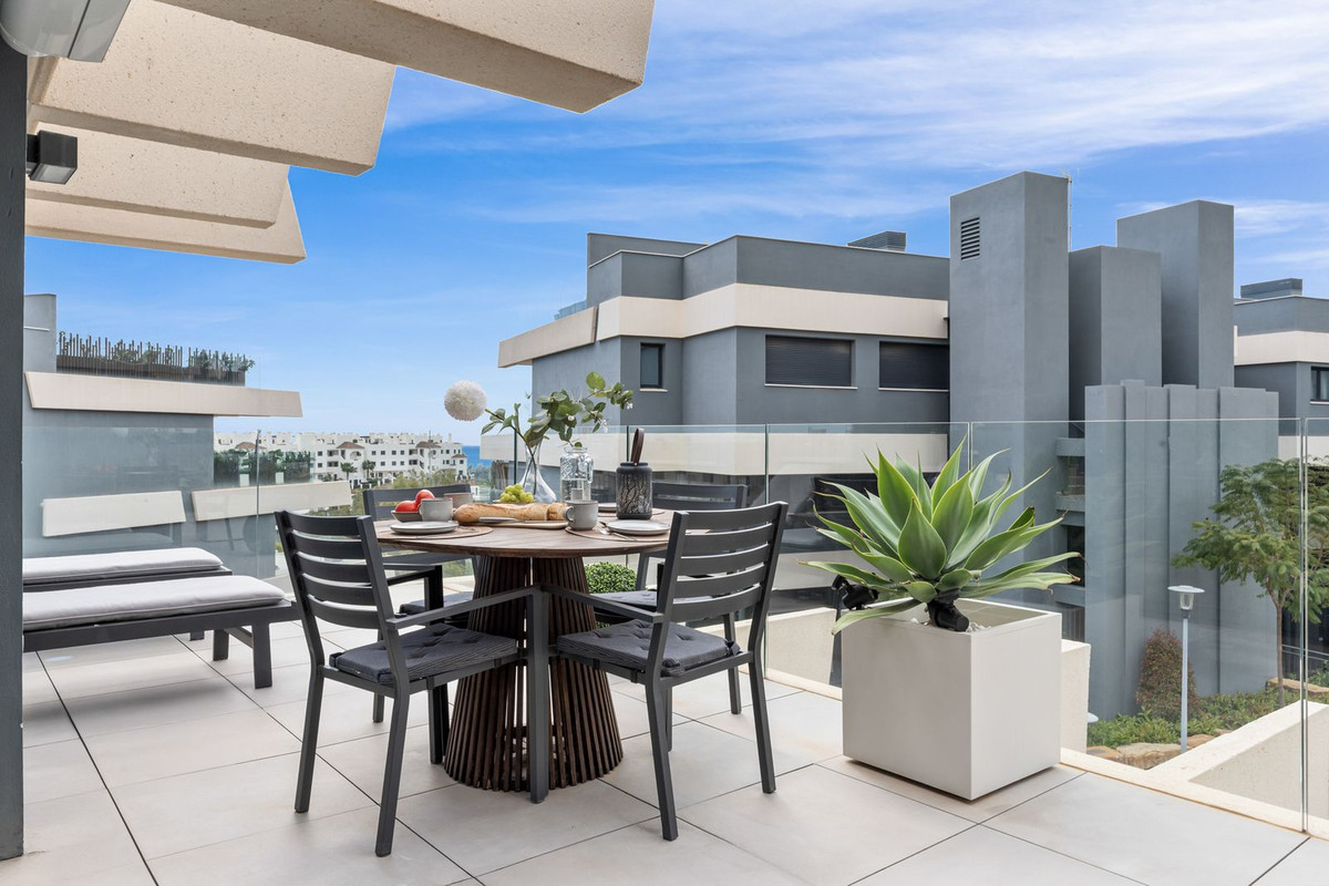 Apartment for sale in Estepona