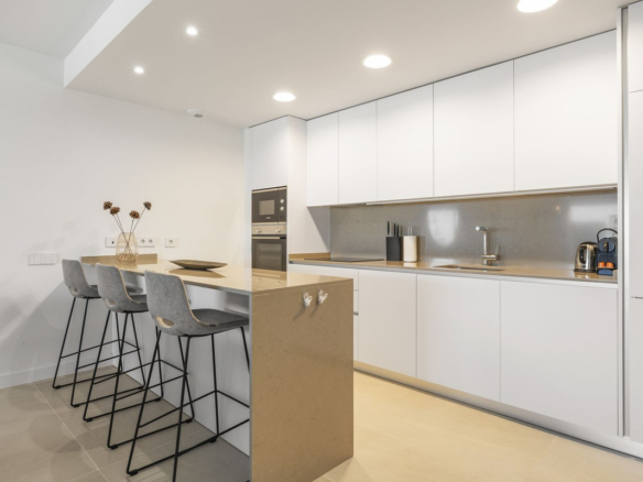 Apartment for sale in Estepona