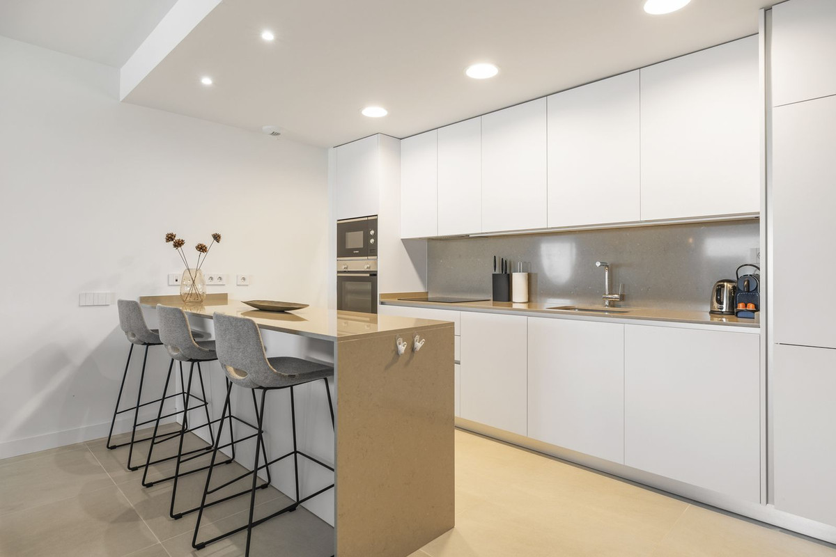 Apartment for sale in Estepona