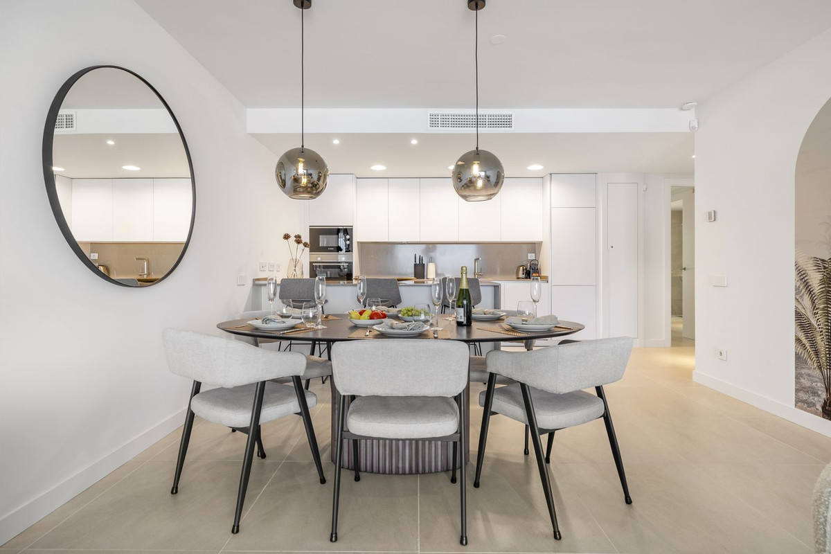 Apartment for sale in Estepona