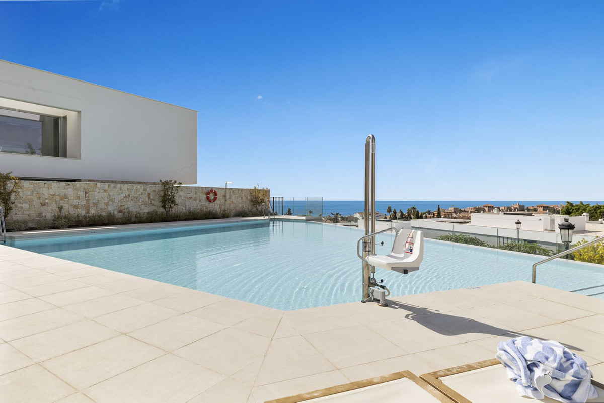 Apartment for sale in Estepona