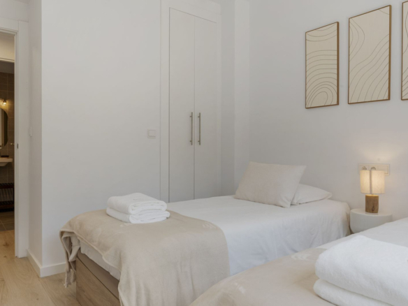 Apartment for sale in Estepona