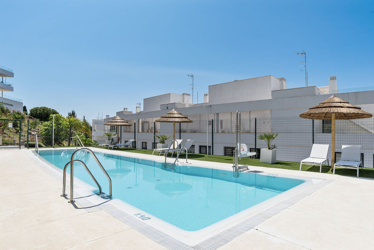 Apartment for sale in Estepona