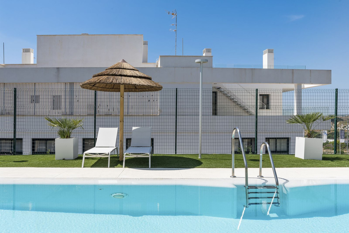 Apartment for sale in Estepona