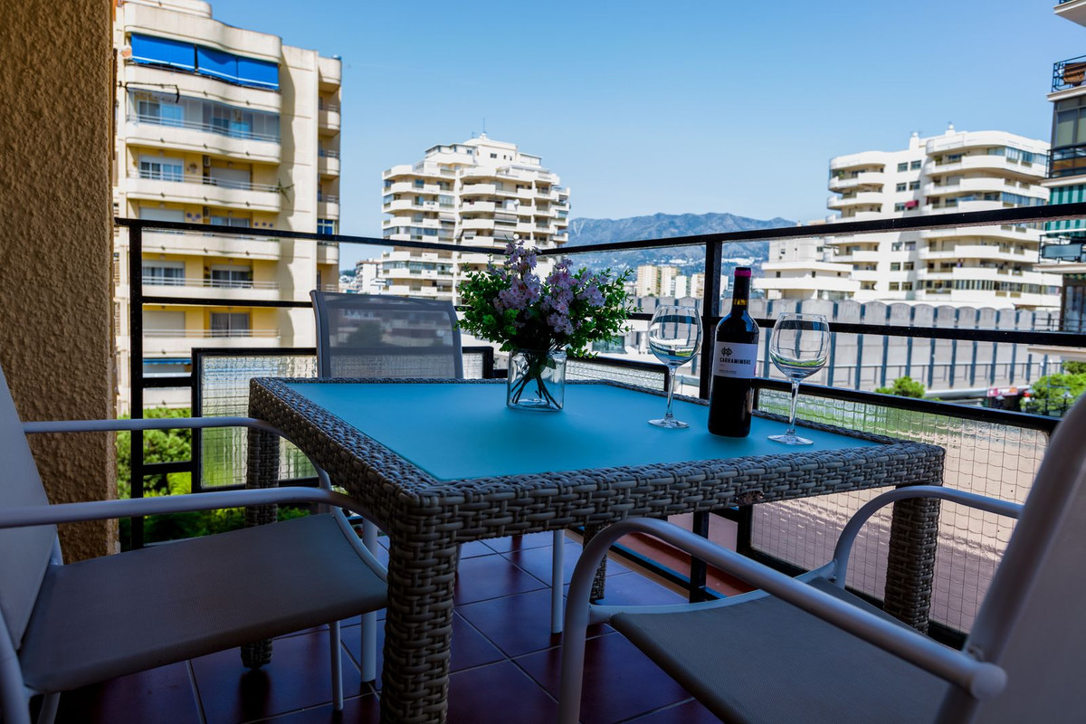 Apartment-in-Fuengirola-Ref-R5482420 Apartment for sale in Fuengirola