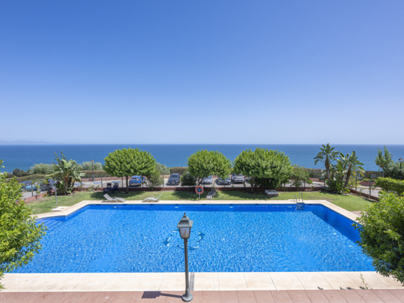 Apartment for sale in Manilva