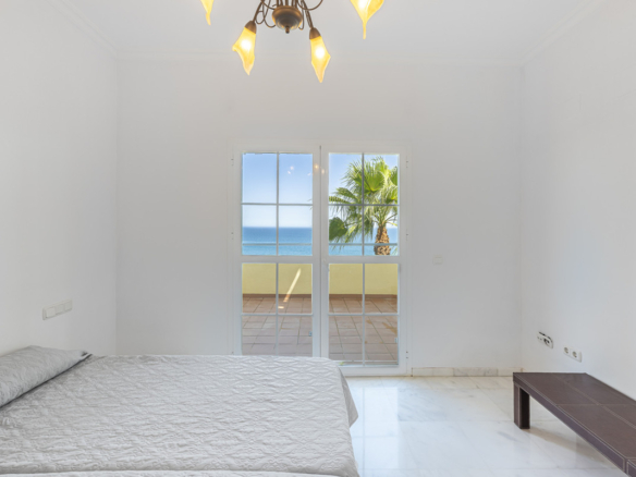Apartment for sale in Manilva