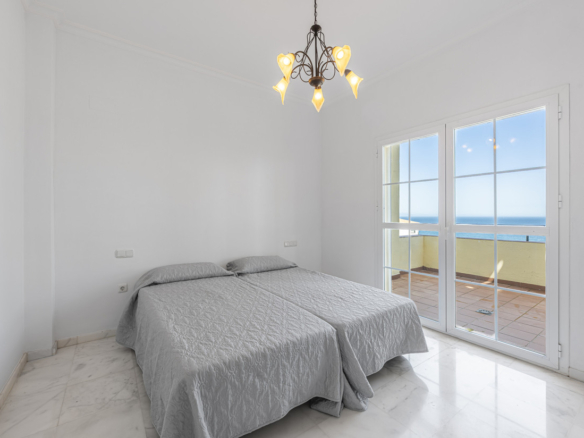 Apartment for sale in Manilva