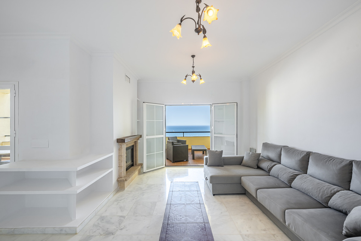 Apartment for sale in Manilva