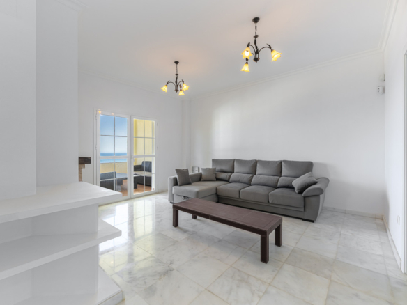 Apartment for sale in Manilva