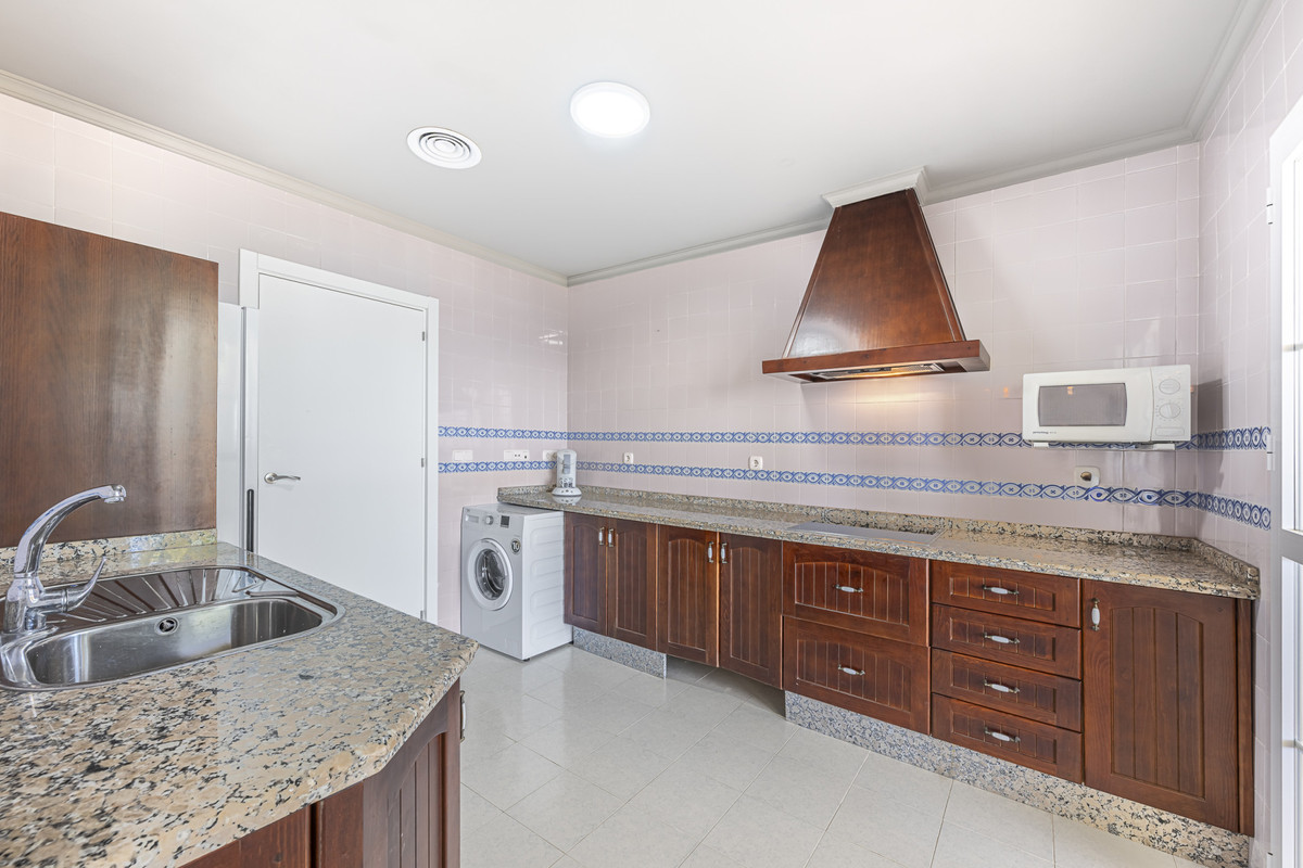 Apartment for sale in Manilva