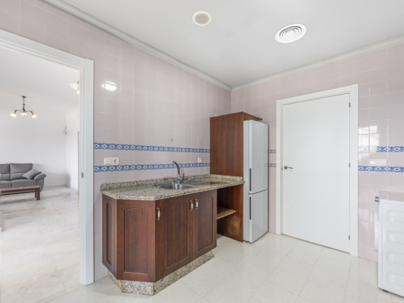 Apartment for sale in Manilva
